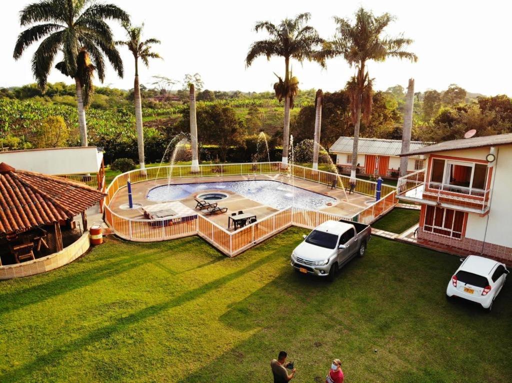 Alojamiento Campestre Hawaii Montenegro Ngoại thất bức ảnh
