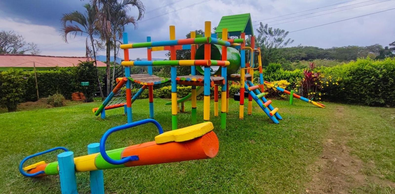 Alojamiento Campestre Hawaii Montenegro Ngoại thất bức ảnh